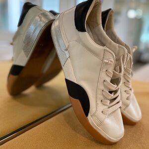 Dolce Vita Zita” sneakers size 7.5